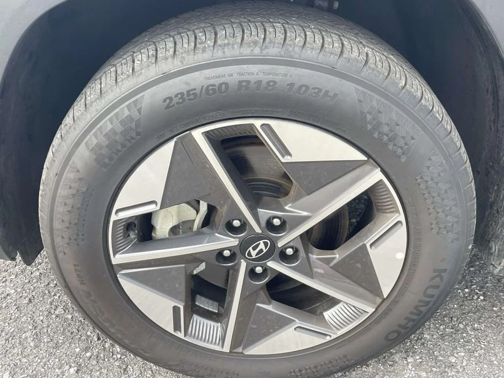Used 2026 Ecotronic Gray Hyundai SEL image 7