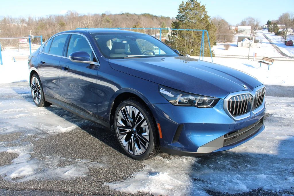 2026 BMW 5 Series 530i - Photo 2