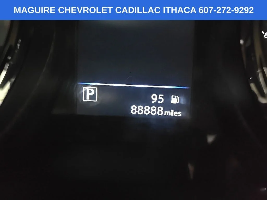 Used 2018 Gray Nissan SV image 22