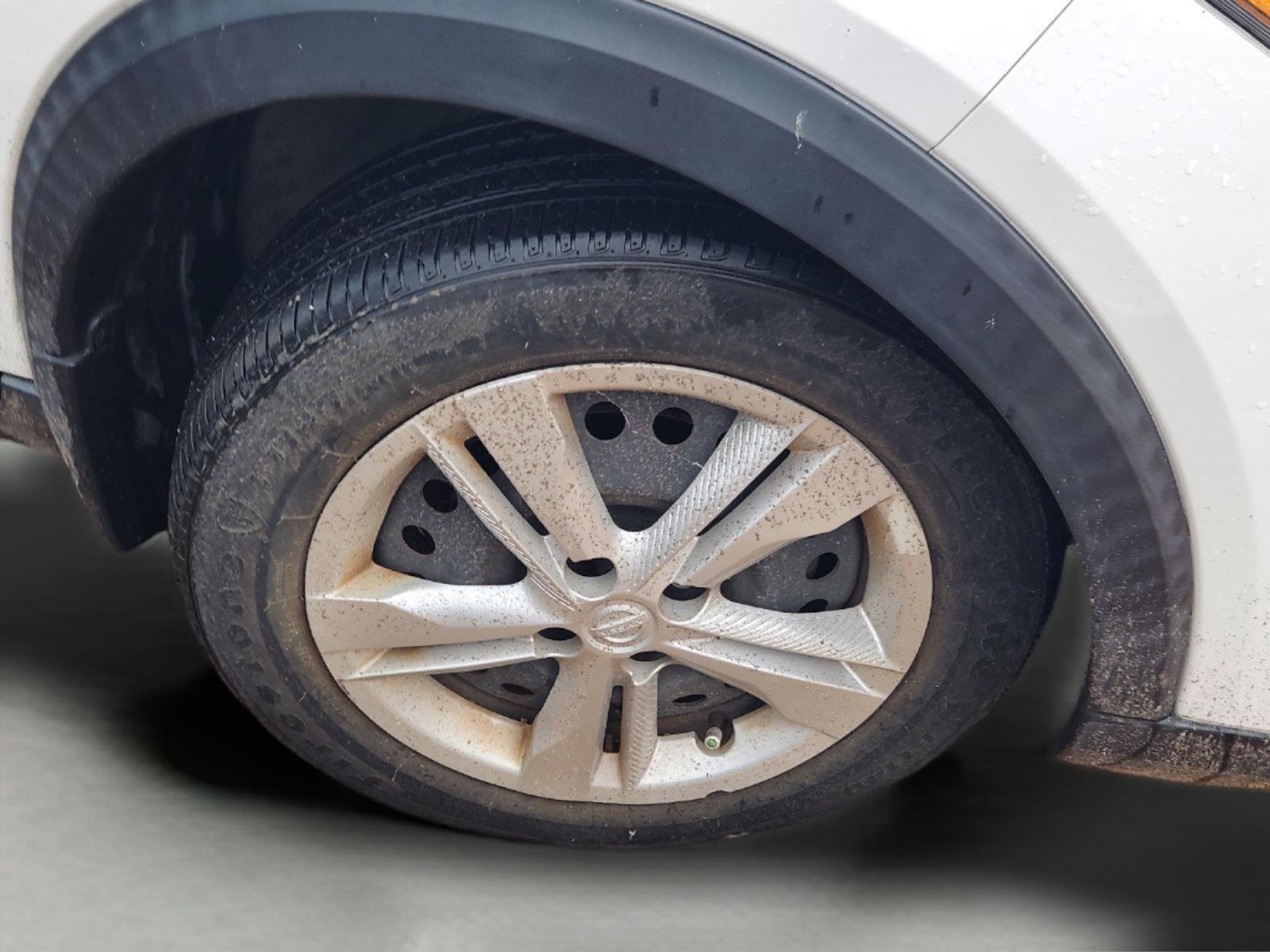 Used 2019 Fresh Powder Nissan S image 8
