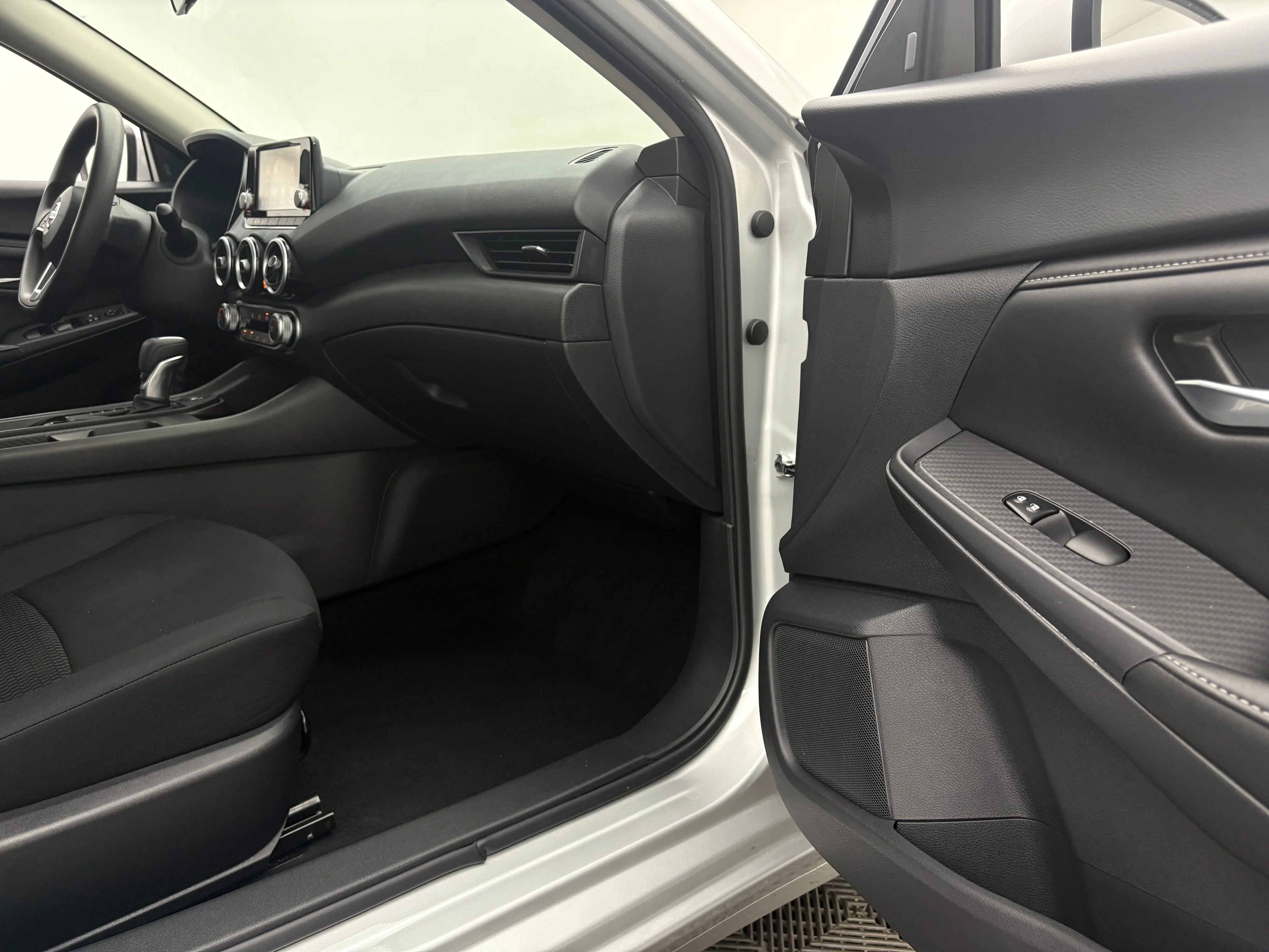 Used 2023 Brilliant Silver Metallic Nissan S image 27