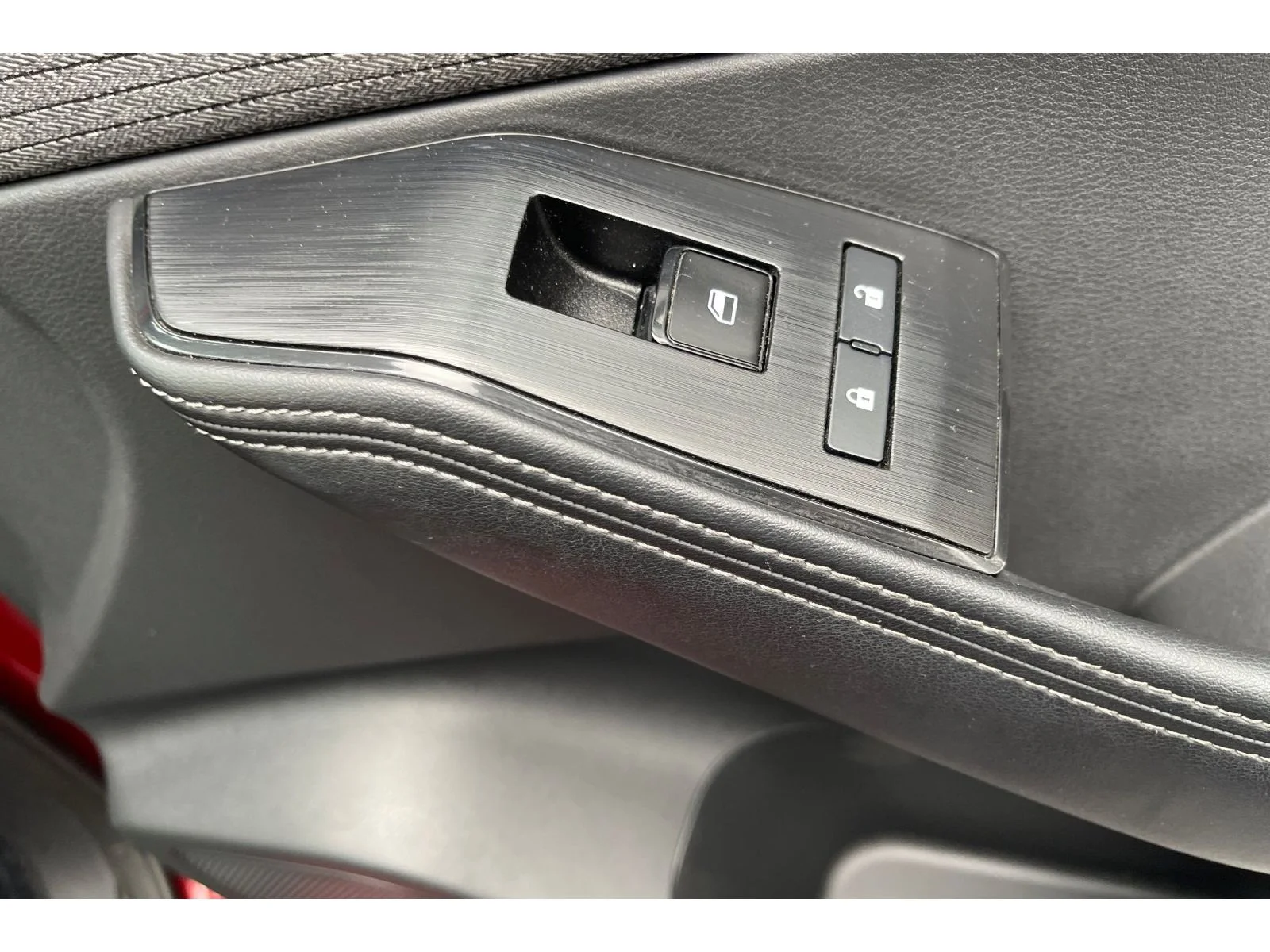 Used 2021 SCARLET EMBER TIN Nissan SV image 22