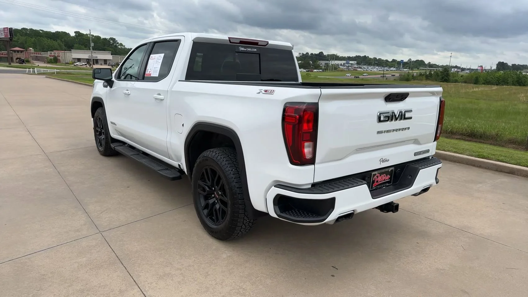 Used 2024 Summit White GMC Elevation image 7