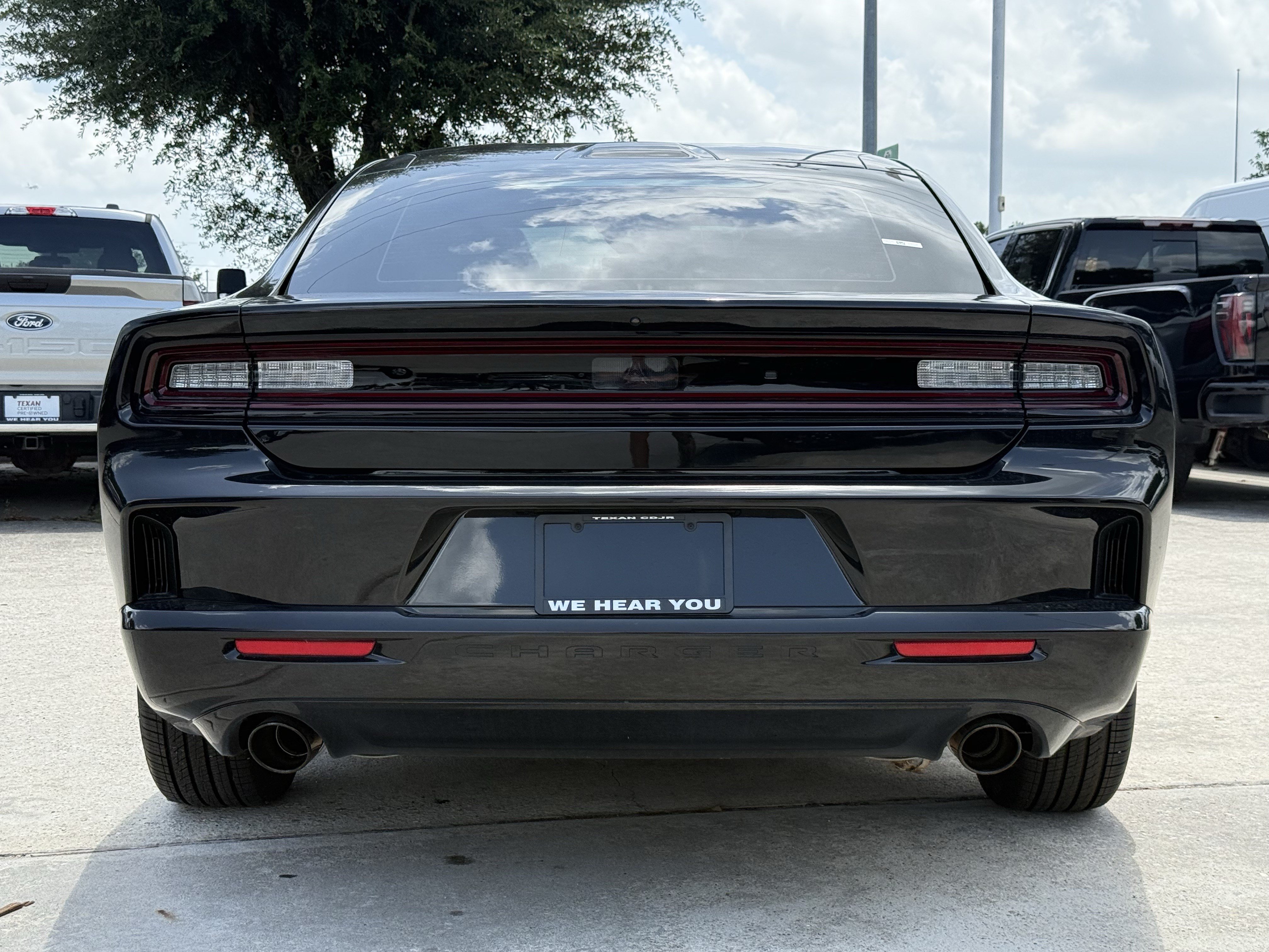 New 2026 Diamond Black Crystal Pearlcoat Dodge R/T image 5