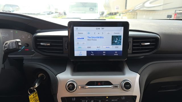 Used 2020 Silver Ford Base image 25
