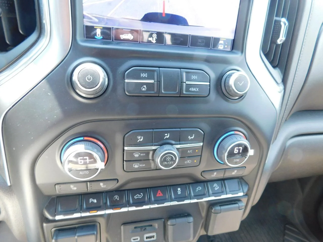 Used 2020 Silver Chevrolet 4WD CREW CAB 147 in LT image 45