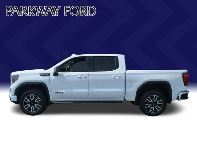 Used 2025 White GMC AT4 image 8