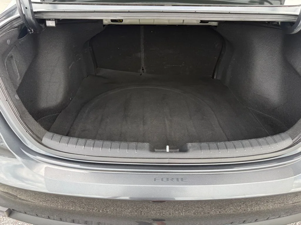 Used 2023 Gray Kia LXS image 21