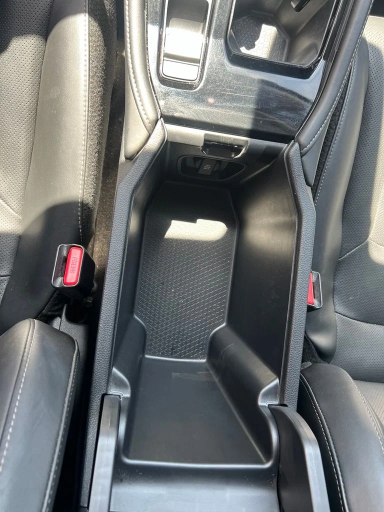 Used 2023 Meteorite Gray Metallic Honda Touring image 19