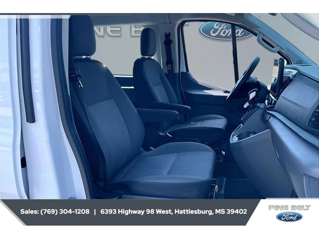 Used 2023 Oxford White Ford XLT image 6