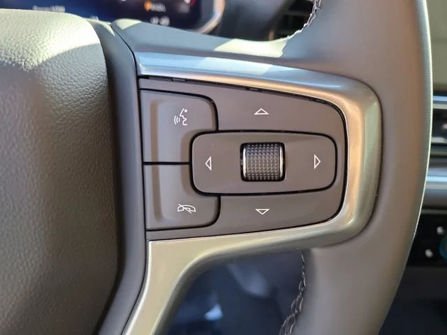 Used 2026 Sterling Gray Metallic Chevrolet LT image 28