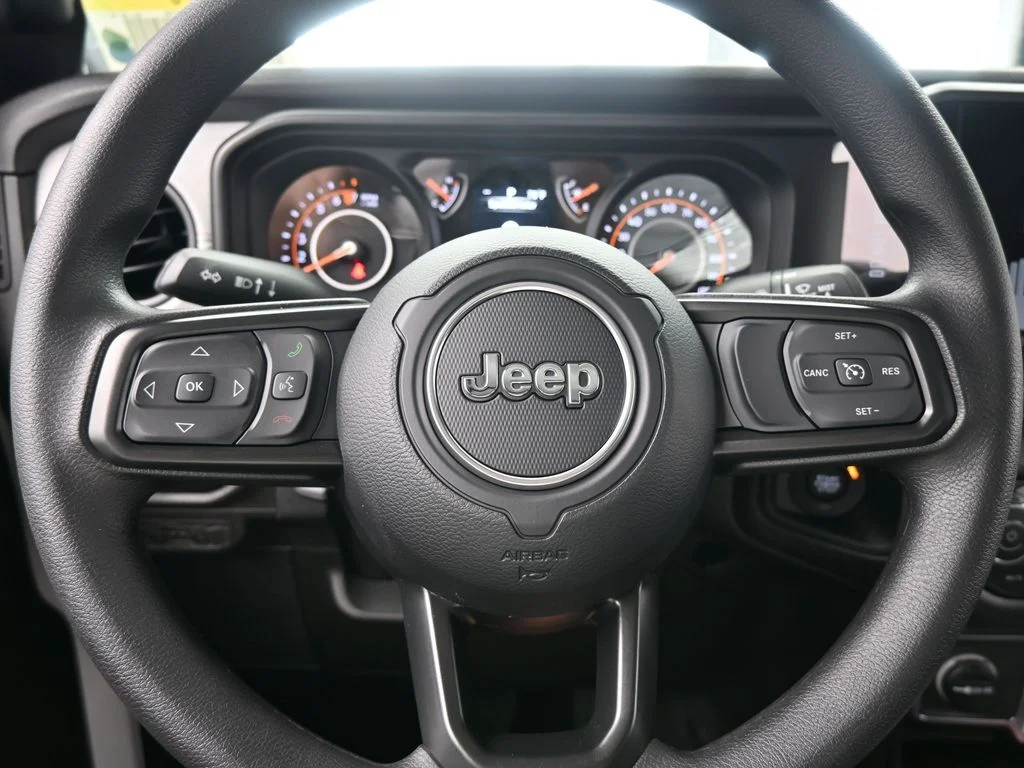 New 2026 Bright White Clear-Coat Exterior Paint Jeep Sport image 23