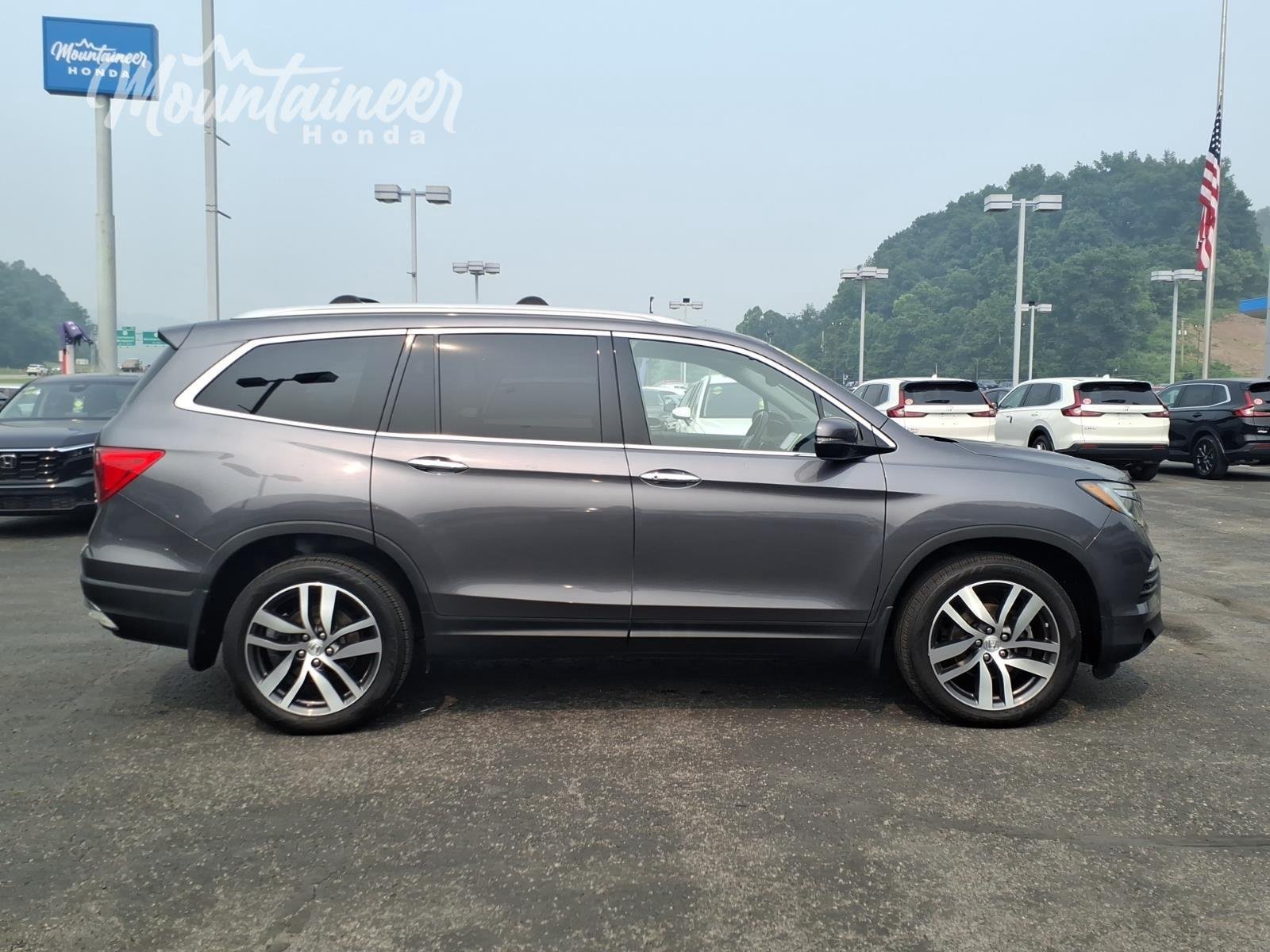 Used 2018 Modern Steel Metallic Honda Elite image 8