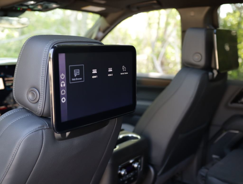 2026 GMC Yukon XL Denali - Photo 32