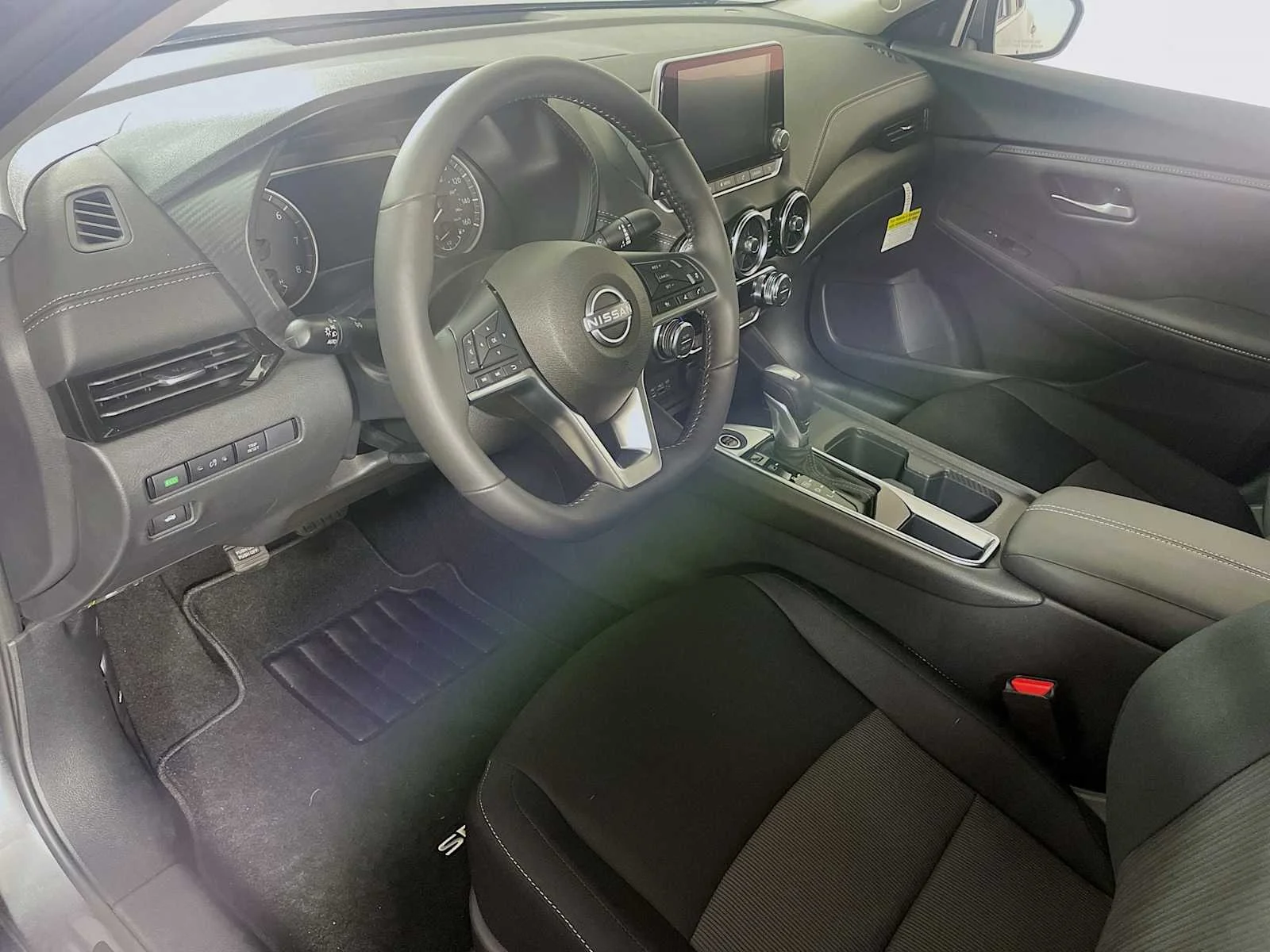 Certified Used 2025 Gun Metallic Nissan SV image 7