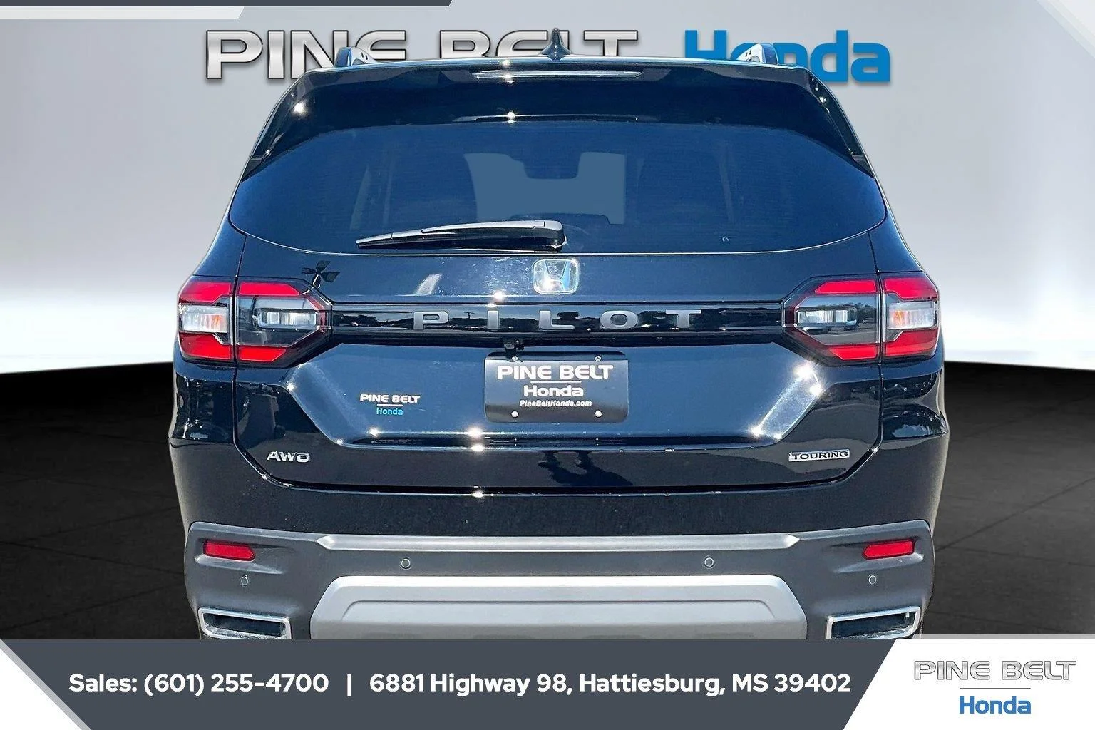 Used 2024 Crystal Black Pearl Honda Touring image 4
