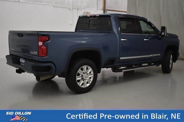 Used 2024 Lakeshore Blue Metallic Chevrolet High Country image 15