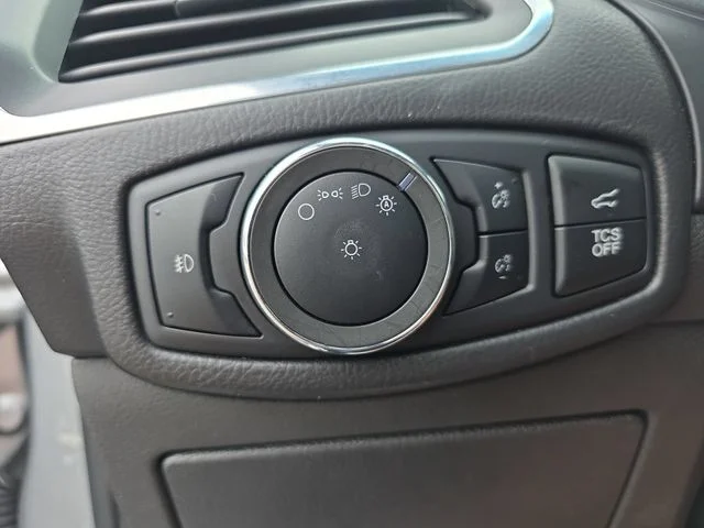 Used 2024 Silver Ford Titanium image 27