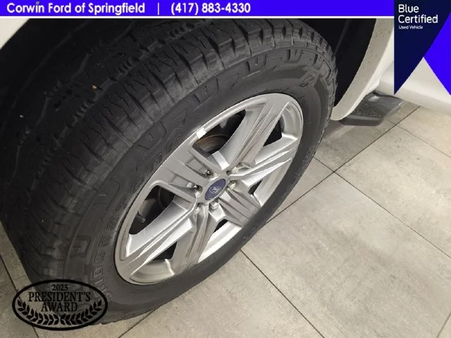 Certified Used 2019 Oxford White Ford XLT image 41