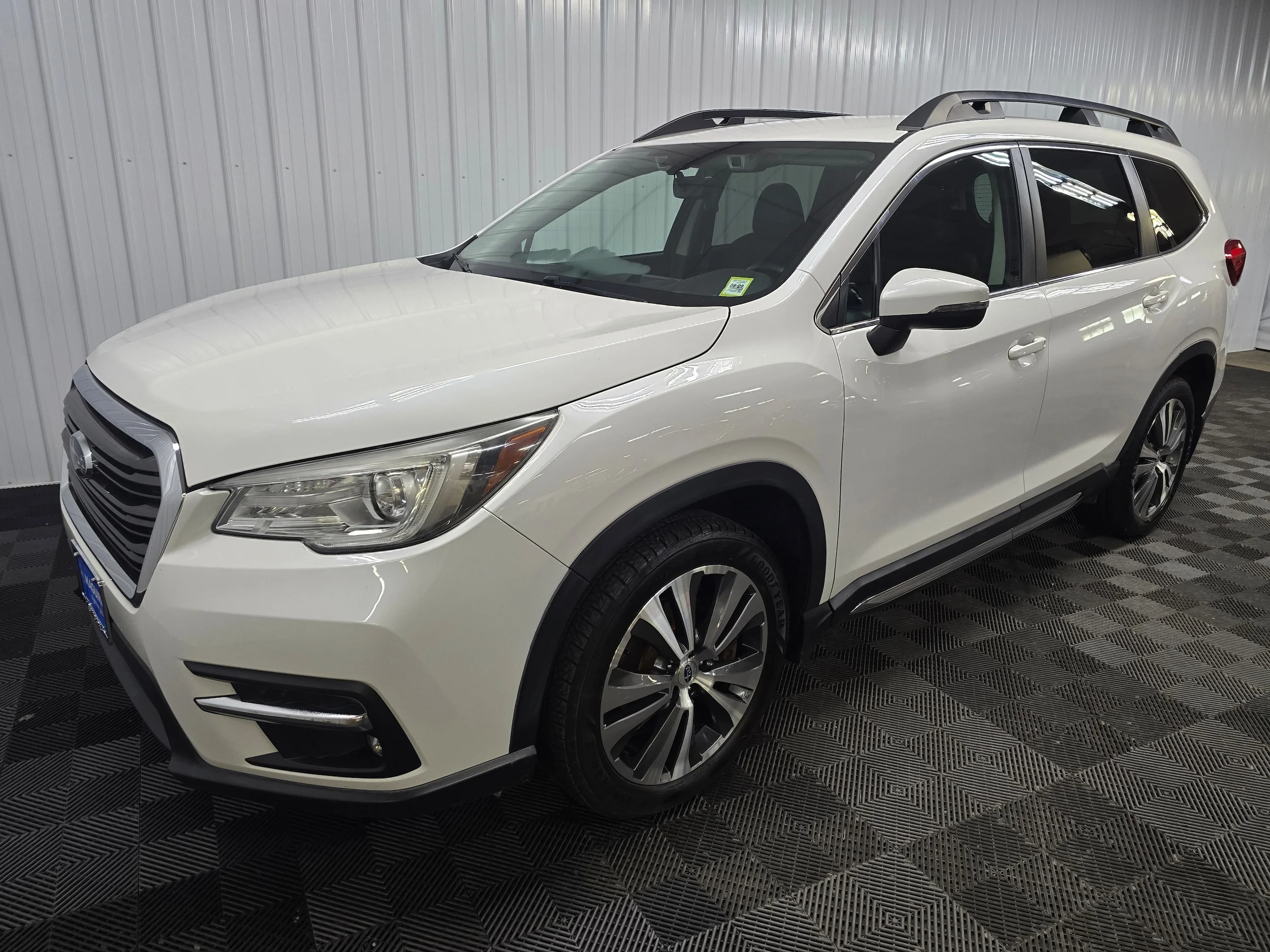 Used 2019 Crystal White Pearl Subaru Limited 7-Passenger image 8
