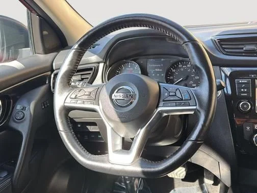 Certified Used 2022 Red Nissan SV image 12