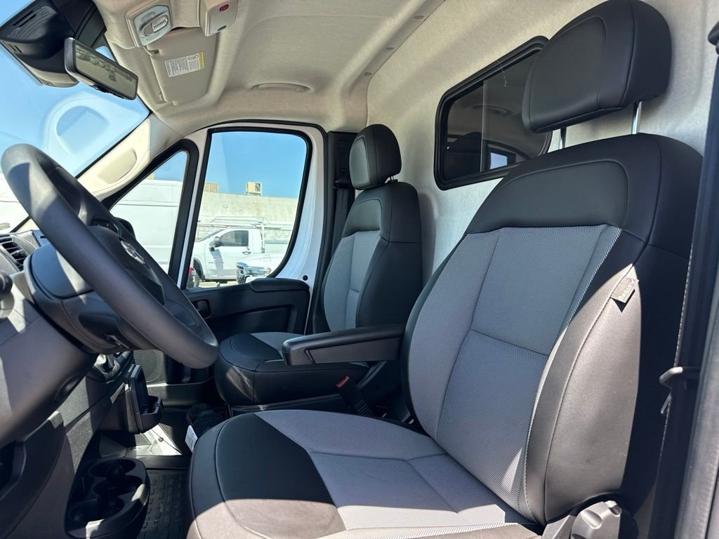 New 2026 Bright White Clearcoat RAM High Roof image 25