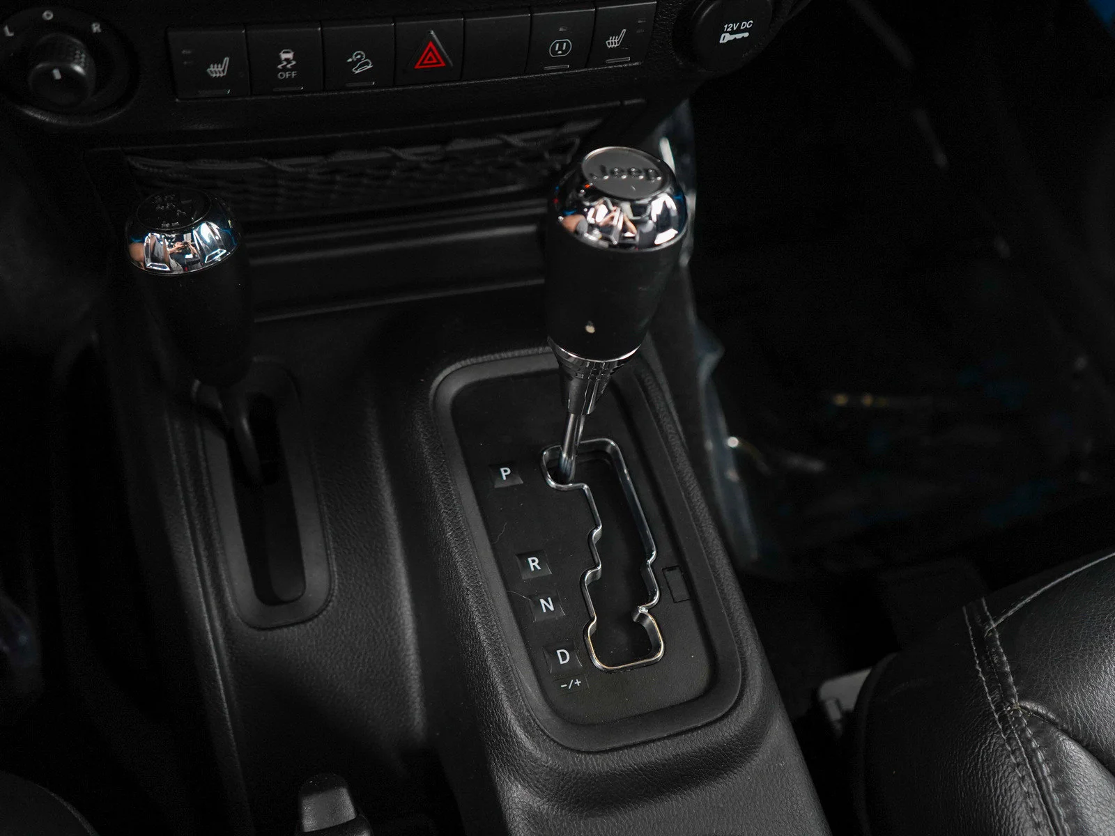 Used 2017 Chief Clearcoat Jeep Winter image 19