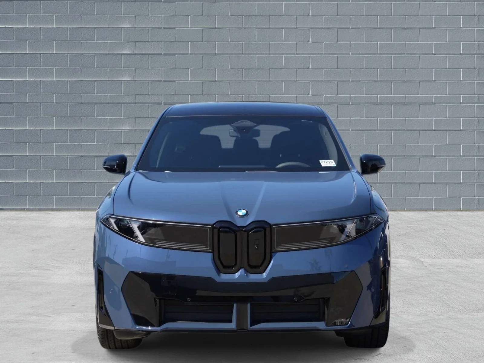 New 2027 Ocean Wave Blue Metallic BMW 50 xDrive image 2