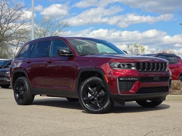 New 2026 Velvet Red Pearl-Coat Exterior Paint Jeep Limited image 2