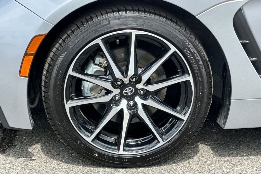 2023 Toyota GR86 Base - Photo 31