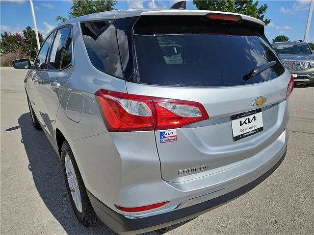 Used 2020 Silver Ice Metallic Chevrolet LT w/1LT Front-wheel Drive image 2