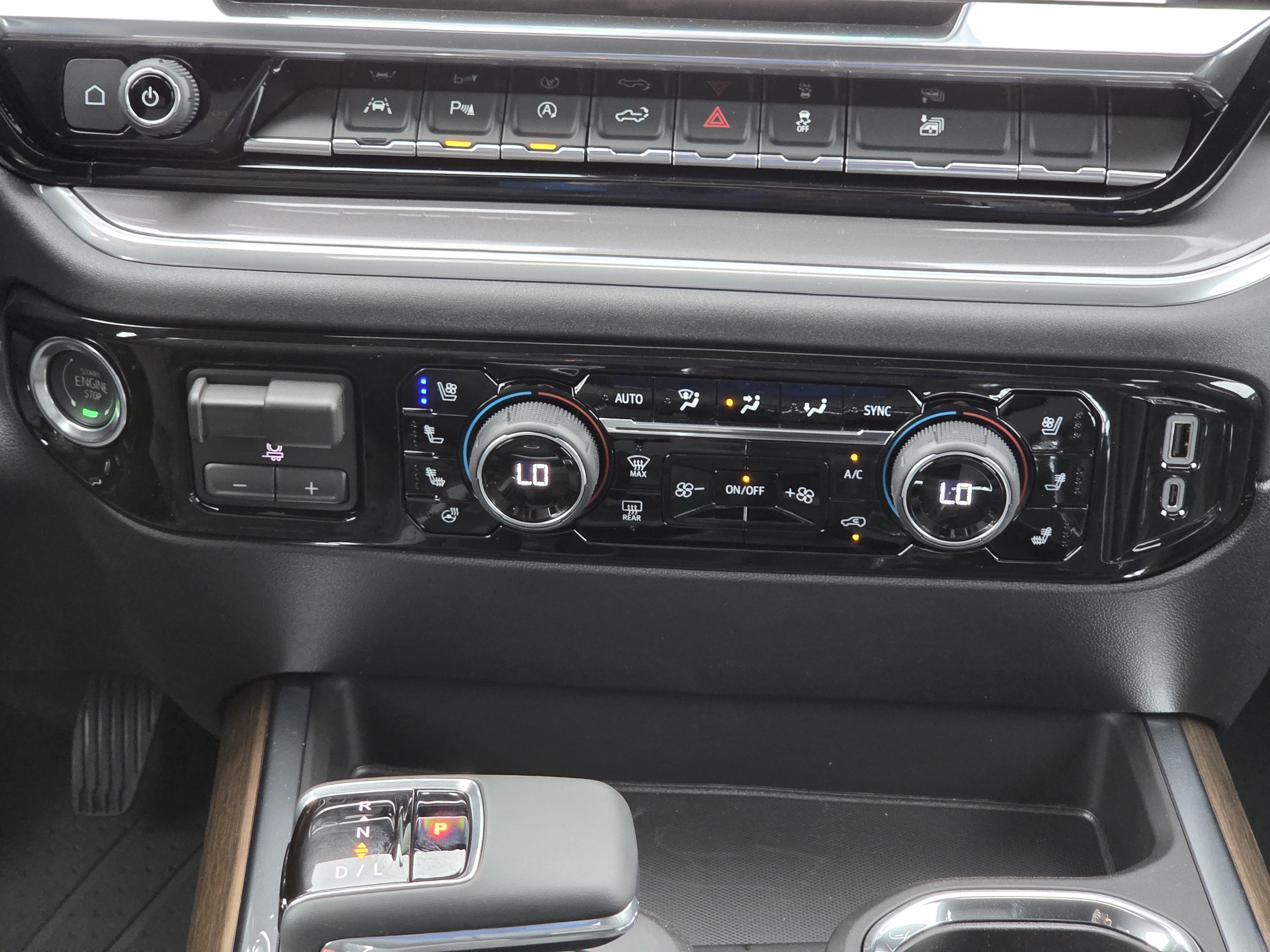 2026 Chevrolet Silverado 1500 High Country - Photo 11