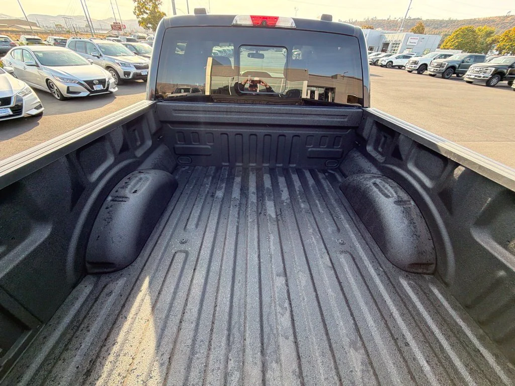 Certified Used 2021 Blue Metallic Ford XLT image 7