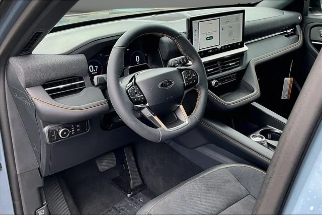 New 2026 Vapor Blue Metallic Ford Tremor® image 7