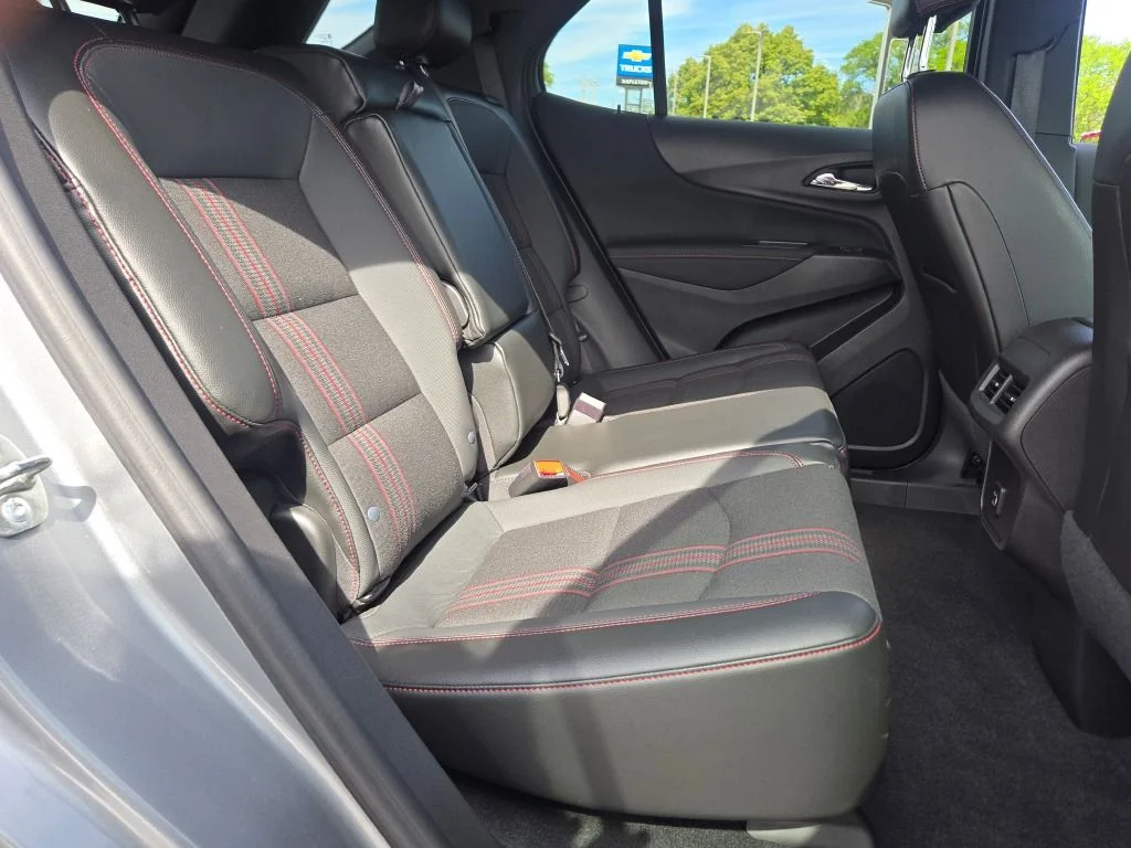 Used 2024 Gray Chevrolet RS image 9