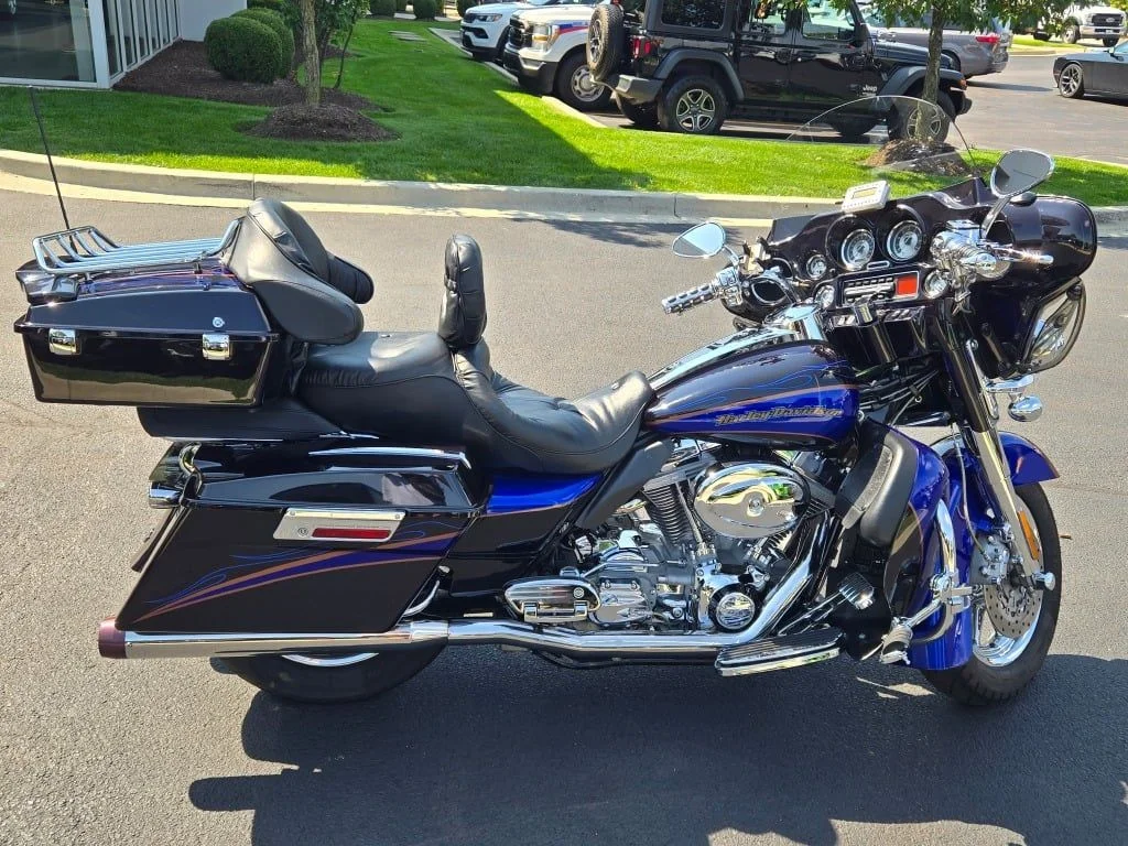 Used 2004 Blue Harley-Davidson  image 5