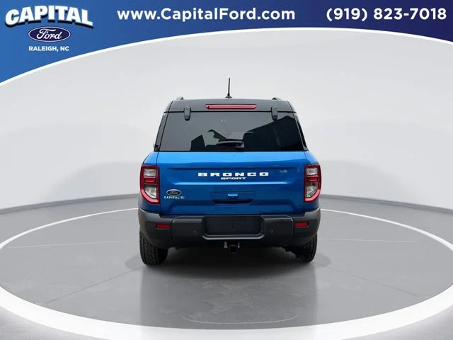 Used 2025 Blue Ford Badlands image 7