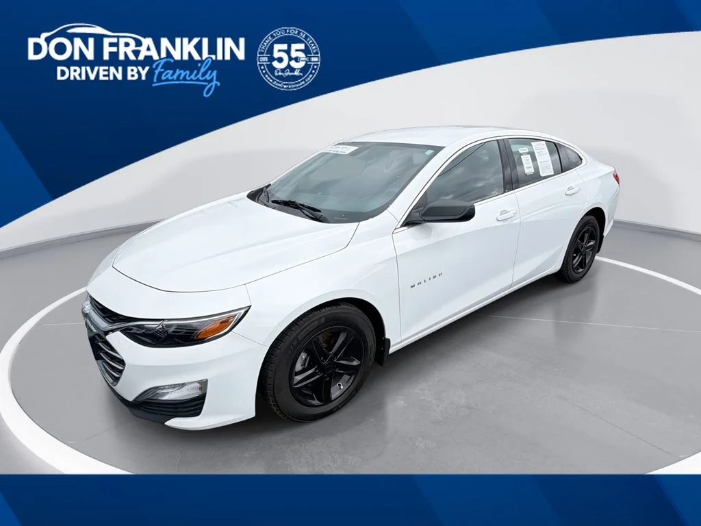 Used 2022 White Chevrolet LS image 1