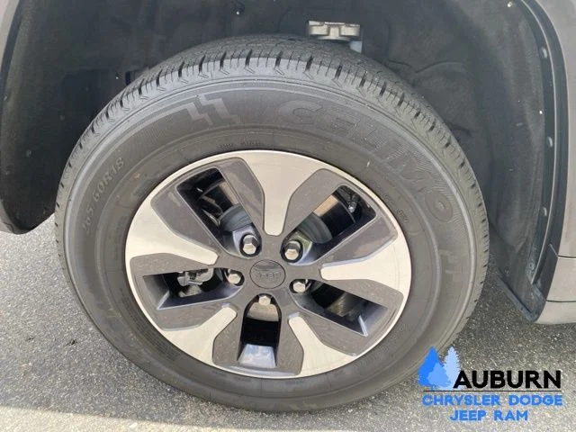 Used 2024 White Jeep 4xe image 10