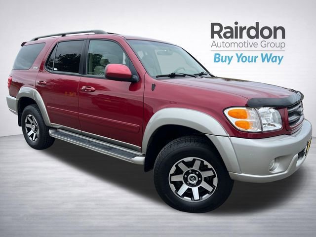 2002 Toyota Sequoia SR5 4x4's photo