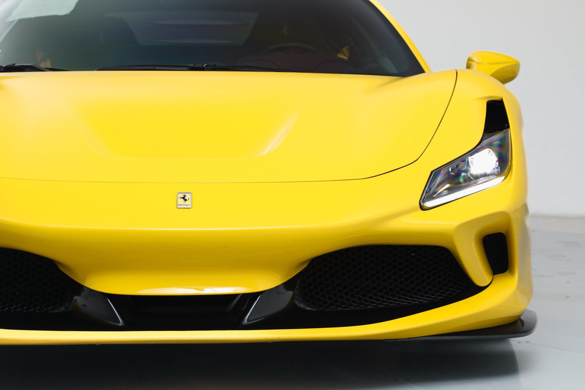 Certified Used 2022 Yellow Ferrari  image 14