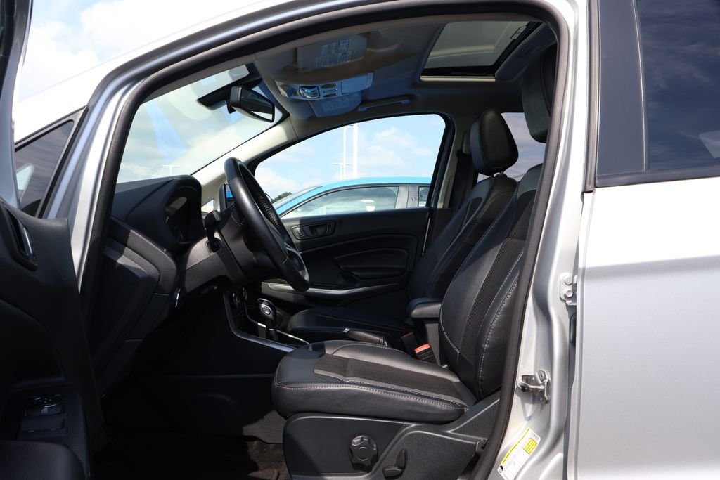 Used 2022 Silver Ford SES image 12