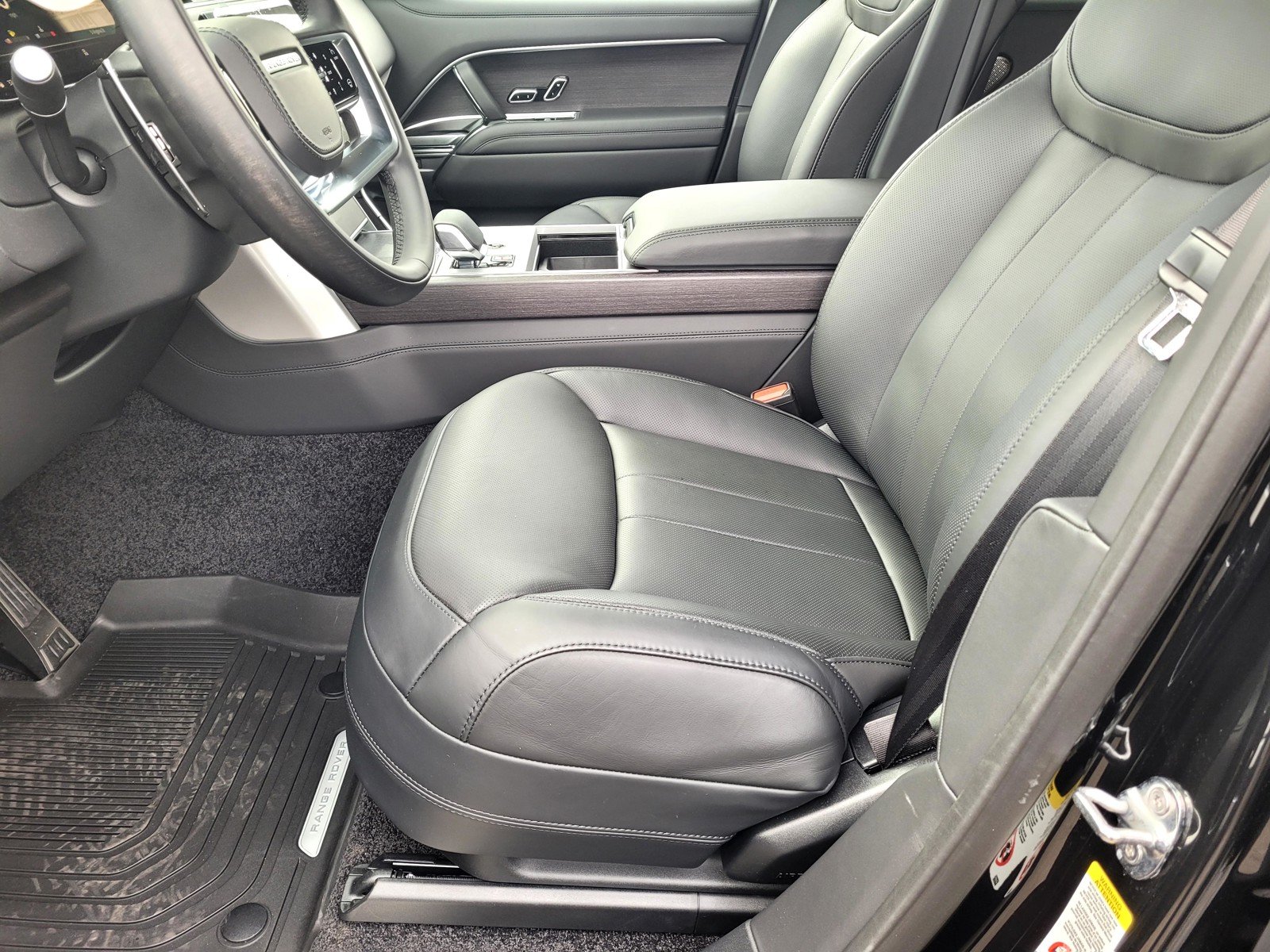 New 2026 Santorini Black Land Rover Autobiography image 17
