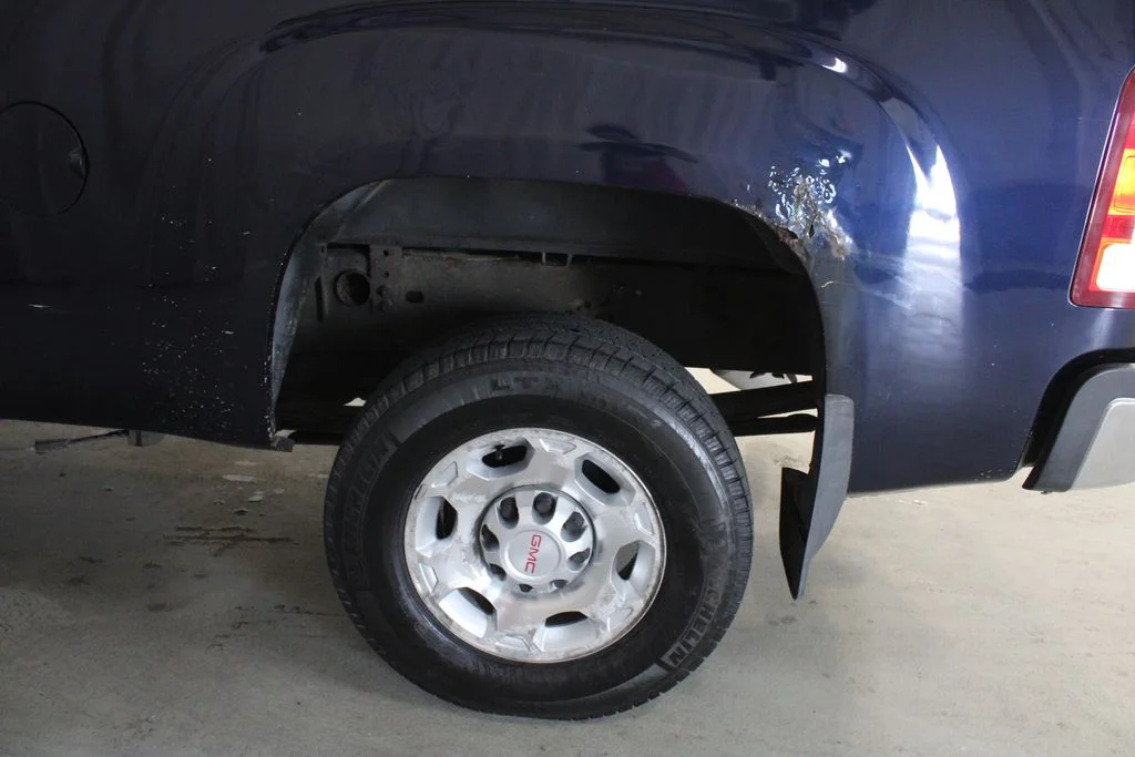 Used 2009 Blue GMC SLT image 26
