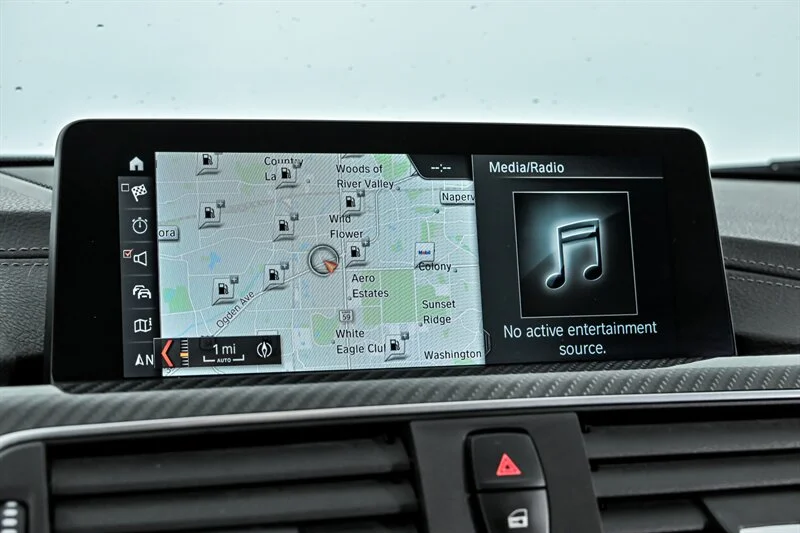 Used 2018  BMW  image 26