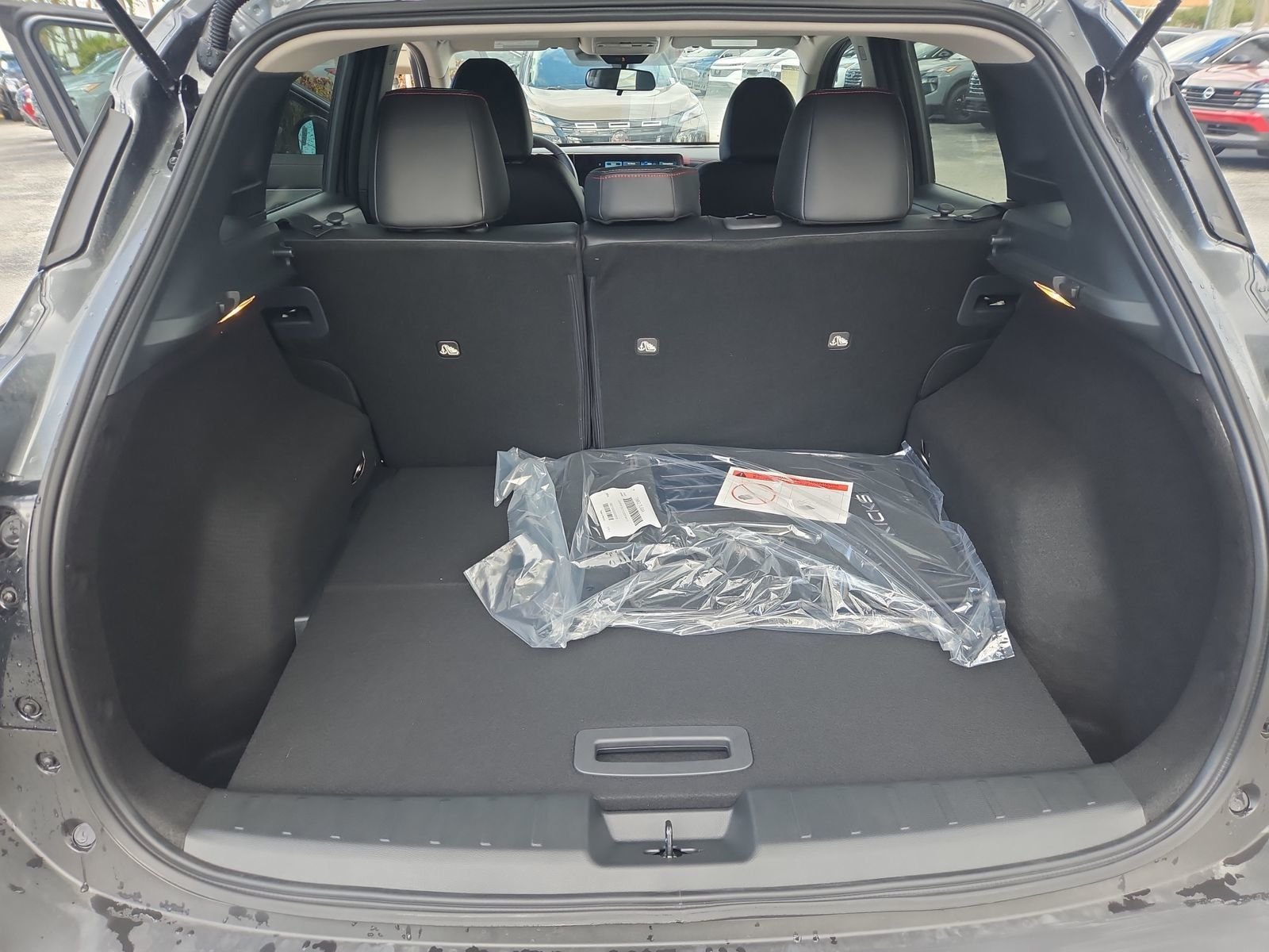 New 2026 Nissan Kicks SR 4D Sport Utility