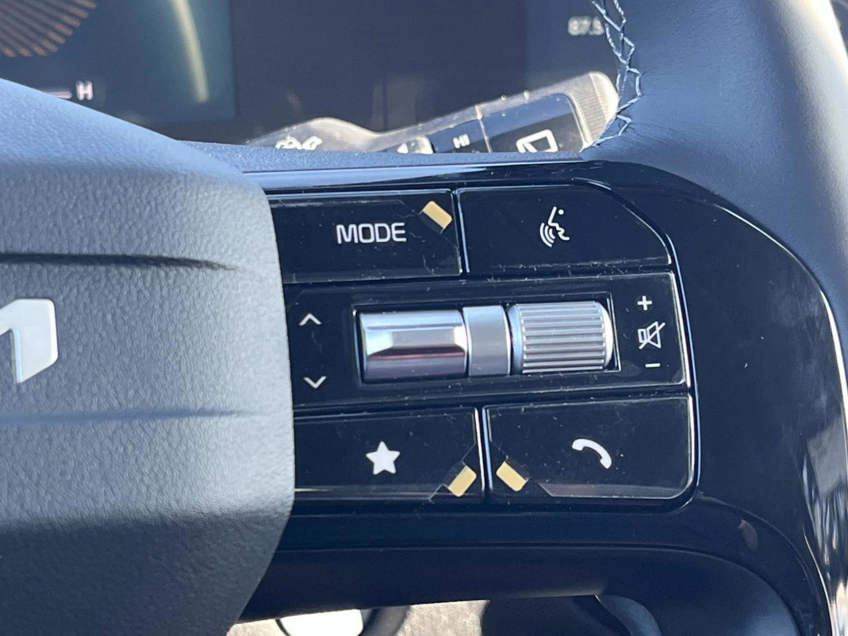 New 2026 Ebony Black Kia S image 27