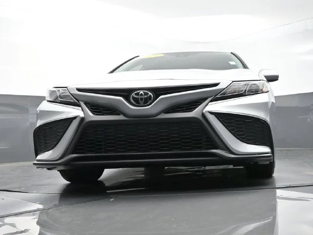 Used 2021 Silver Toyota SE image 31