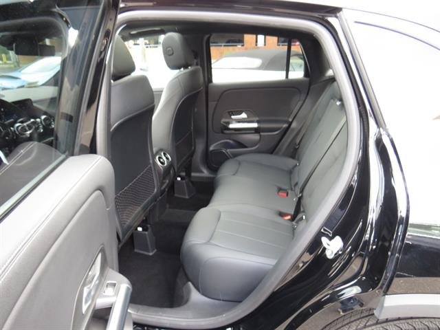 Used 2026 Night Black Mercedes-Benz GLA 250 4MATIC® image 21