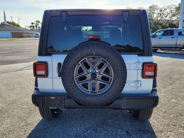 New 2026 Bright White Clear-Coat Exterior Paint Jeep Sport S image 6